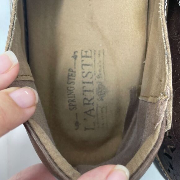 Spring Step L’Artiste Brown Slip-On Leather Shoes Women’s Size 41 Floral Cutout - Picture 7 of 11